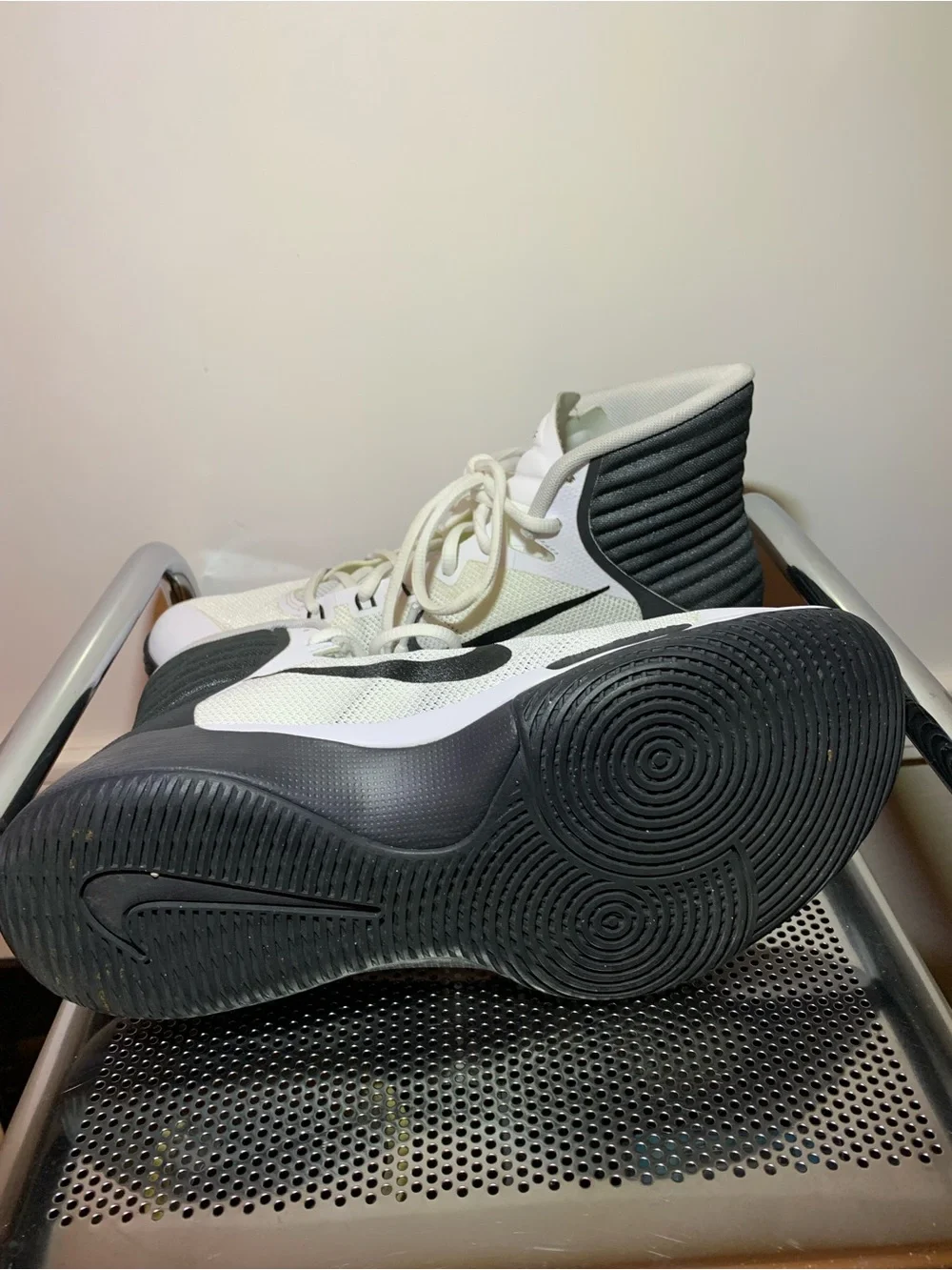 Nike White and Black Men's High-Top Basketball Shoes